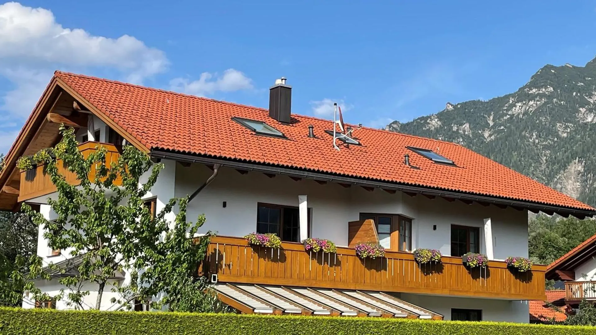 Das Bergquartier - Ferienwohnung Zugspitze 오버라우 0*,  독일