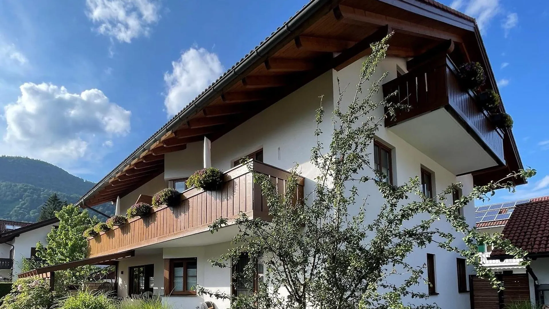 Das Bergquartier - Ferienwohnung Zugspitze 오버라우 아파트